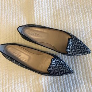 Black and silver metallic flats